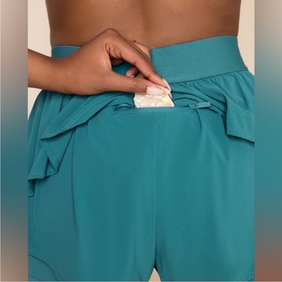 POPFLEX Active Emerald Ruffle
- size small. - Picture 6 of 6